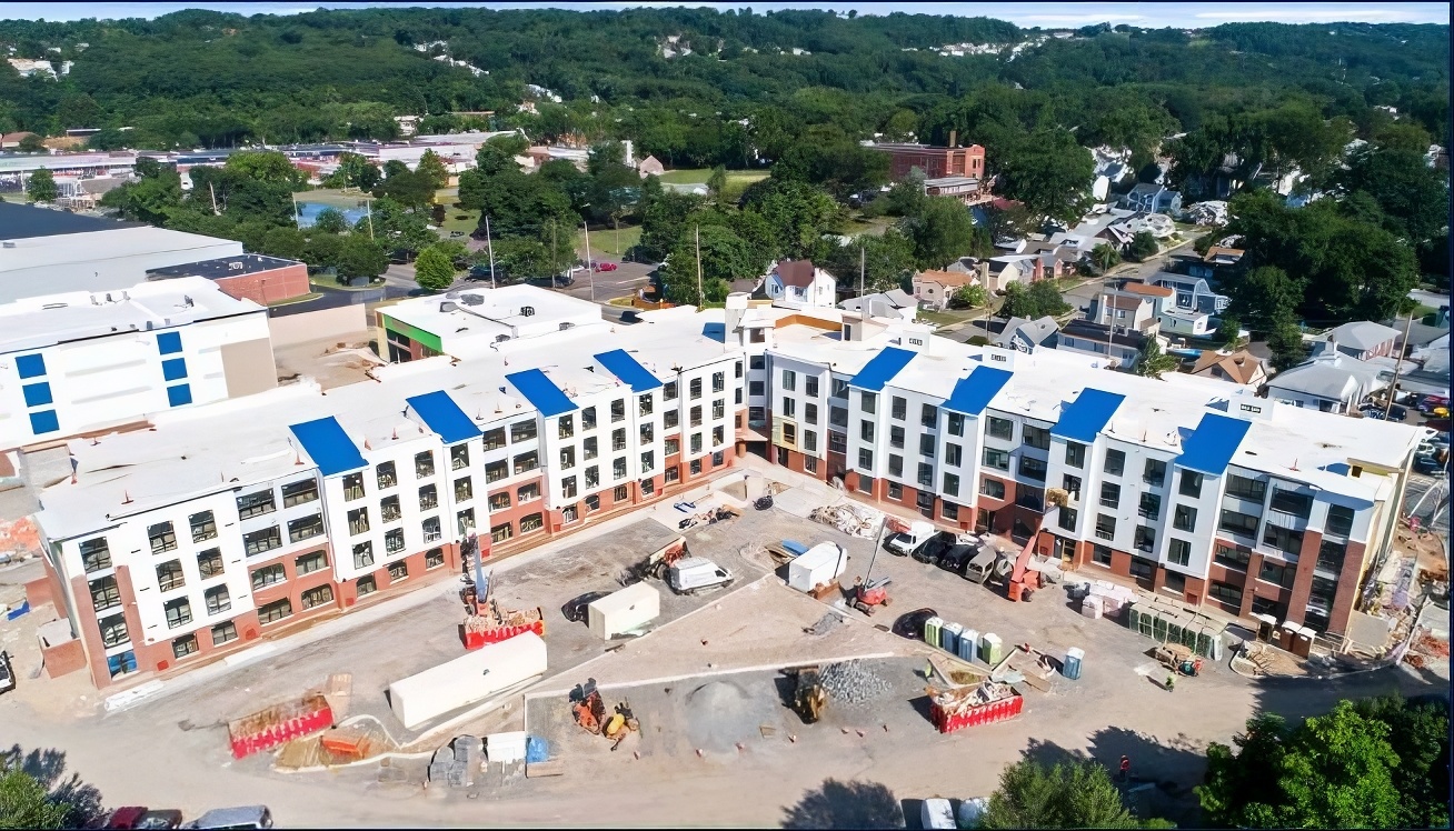 hawthorne at the station 2